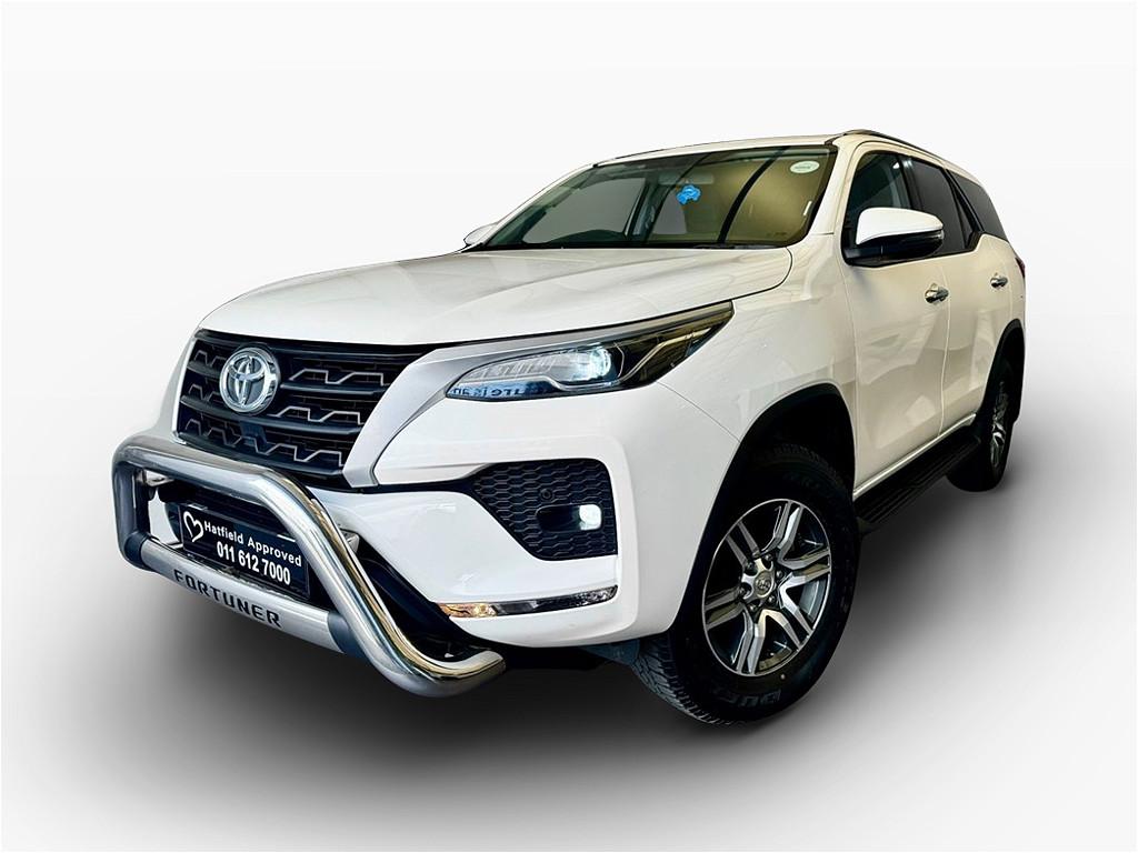 Toyota Fortuner V 2.4 GD-6 Raised Body