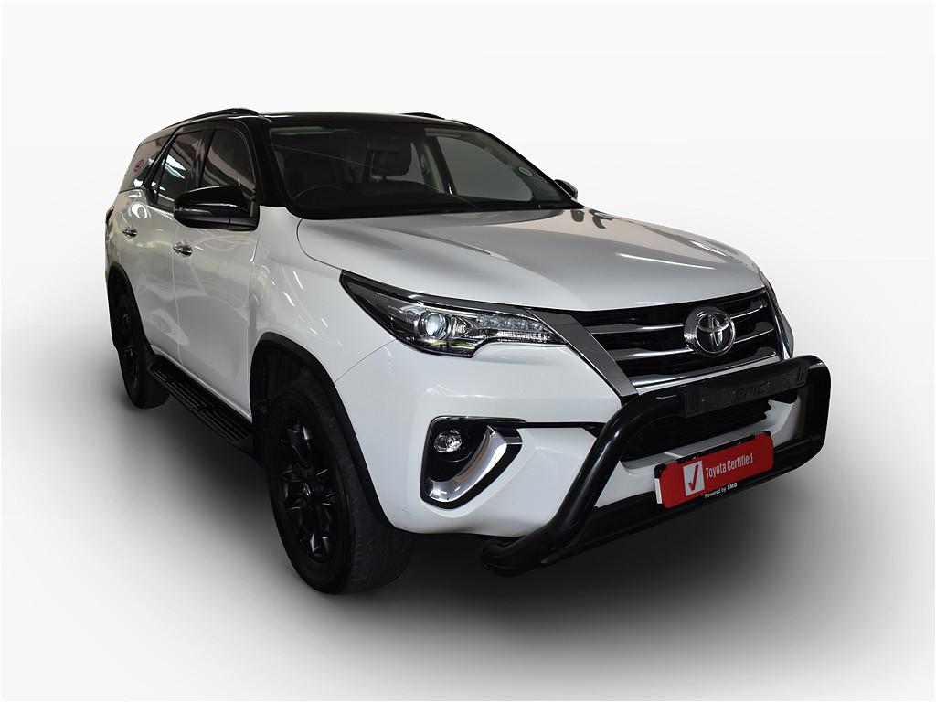 Toyota Fortuner V 2.8 GD-6 Epic Black Auto