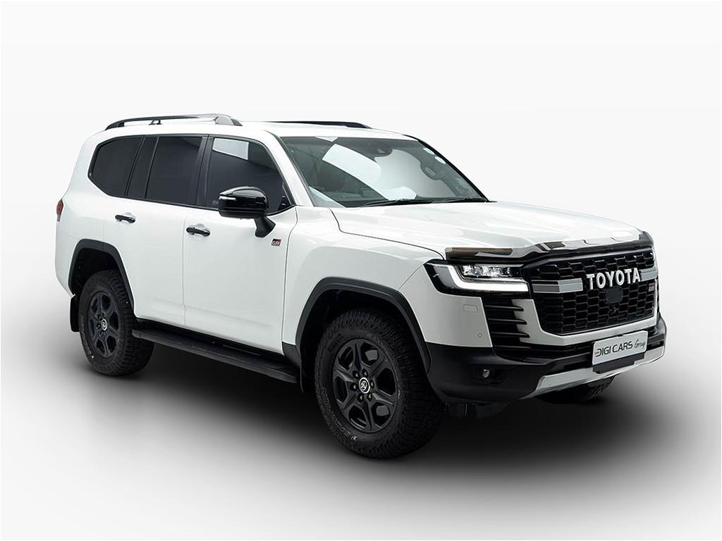 Toyota Land Cruiser 300 V6 3.5T GR-S